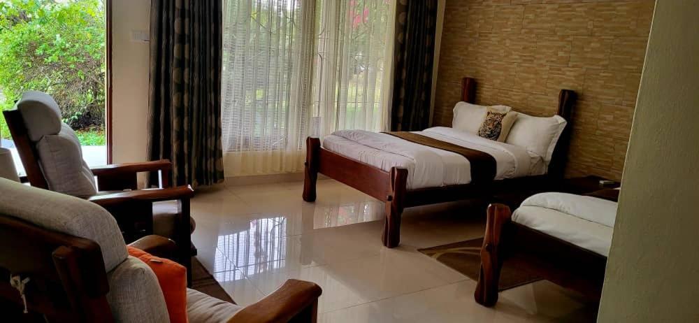 Hotel Andrea Tour And